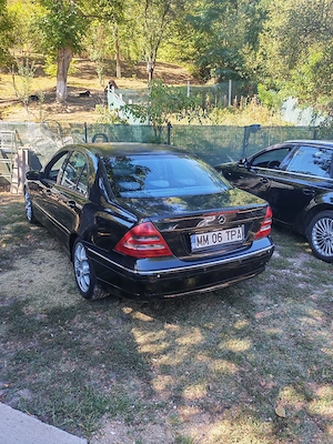Vând Mercedes c 220 W203 Negociabil - imagine 5
