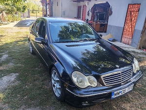 Vând Mercedes c 220 W203 Negociabil - imagine 2