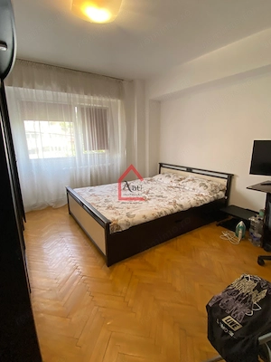 Apartament cu 4 camere, Decomandat, Pacurari-Petru Poni - imagine 2