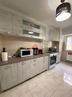 Apartament cu 4 camere, Decomandat, Pacurari-Petru Poni - imagine 9