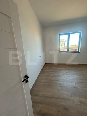 Casa la parter de vanzare, 100 mp, teren 450 mp, zona Crevedia - imagine 3
