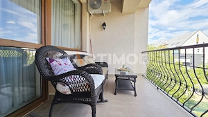 Apartament mobilat 3 camere bloc tip vila zona Coresi - imagine 4