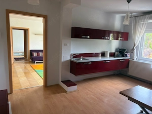 Apartement cu 3 camere proprietar de inchiriat - imagine 1