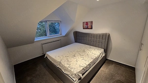 Duplex 165 mp de închiriat   3 dormitoare, living 35 mp, sală de mese, 2 băi, parcare   Bur - imagine 6