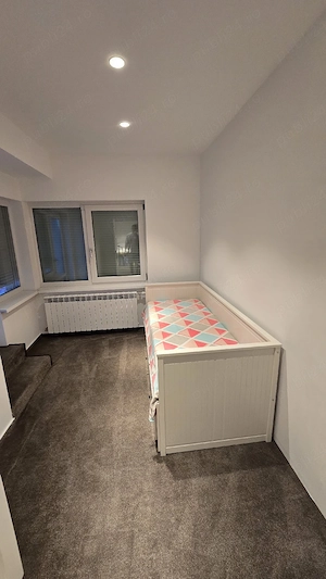 Duplex 165 mp de închiriat   3 dormitoare, living 35 mp, sală de mese, 2 băi, parcare   Bur - imagine 10
