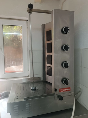 VAND APARAT DE SHAORMA & KEBAB profesional MAXIGEL, cumparat de nou, cu 4 arzatoare, 1000 EURO