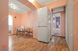 De vanzare apartament 2 camere Micro 39, etaj 3 - imagine 4