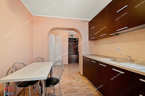 De vanzare apartament 2 camere Micro 39, etaj 3 - imagine 5