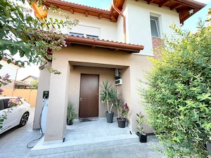 Duplex despartit - 4 camere mobilat si utilat + panouri - Urseni