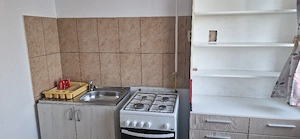 închiriez apartament  - imagine 4
