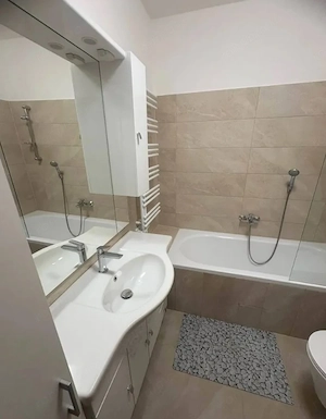 Apartamnet de inchiriat cu 2 camere in Bartolomeu - imagine 4