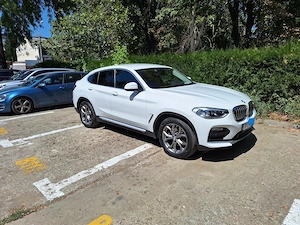 BMW X4 xDrive20i AT Standard