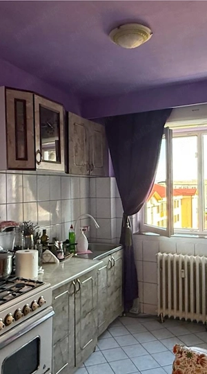 Vand apartament 2 camere , central , Deva . - imagine 4