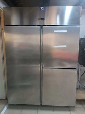 Vand frigider profesional italian inox 3 usi separate , capacitate mare de 1600 l = 1300 euro