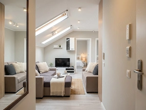 Proprietar, inchiriez apartament cu 3 camere, 101 mp, Dumbravita