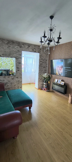 Apartament 3 camere, Str. Democrației (vis- -vis Valu Center), utilat, 67.000   sau schimb cu casă P - imagine 10