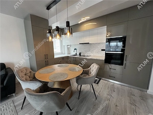 Apartament modern cu 3 camere si 2 balcoane la etajul 2 zona Brana - imagine 4