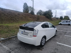 Toyota Prius  - imagine 2