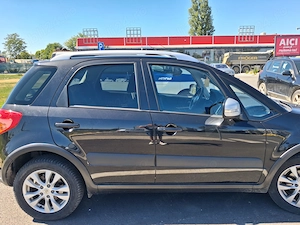 Suzuki SX4 1.6 4x4 - imagine 4
