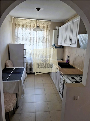 Apartament 2 camere decomandat balcon si parcare zona Cedonia - imagine 8