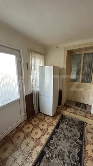 Casa în stare foarte bună situată în Beriu cu suprafața totală de 3446 MP - imagine 10