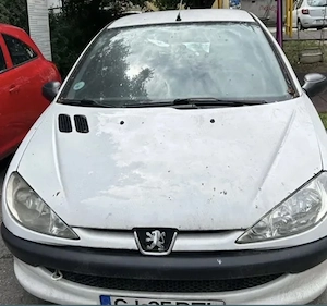 Vând Peugeot 206 1.4 HDI  - imagine 3