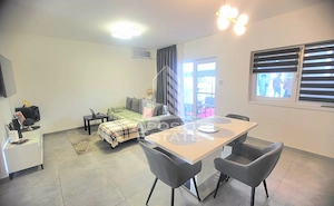 Triplex cu 3 camere,2 bai,mobilat si utilat,Dumbravita - imagine 2