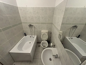apartament 2 camere Sub Arini - imagine 8
