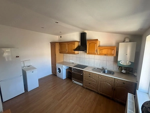 apartament 2 camere Sub Arini - imagine 6