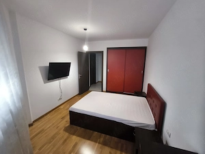 Proprietar,inchiriez apartament 3 camere