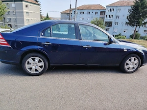 Vând Ford Mondeo  - imagine 2