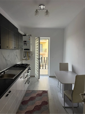 Inchiriez apartament 2 camere decomandat Falticeni - imagine 3