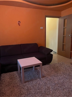 Apartament cu 3 camere,semidecomandat - imagine 7
