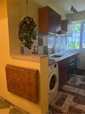 Apartament cu 3 camere,semidecomandat - imagine 3