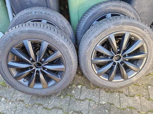 4 roți iarnă originale VW Tiguan R17 5x112 ET43 – Barum Polaris 5