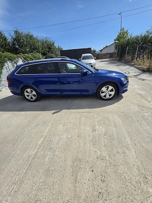 Skoda Superb 2022 1.4 Benzina Hibrid - imagine 4