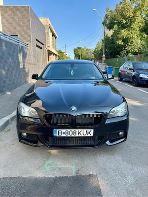 BMW F10 520d Pachet M, Navigatie, Lumini Ambientale, km reali, incalzire scaune, piele, faruri led