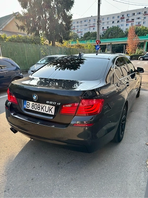 BMW F10 520d Pachet M, Navigatie, Lumini Ambientale, km reali, incalzire scaune, piele, faruri led - imagine 5