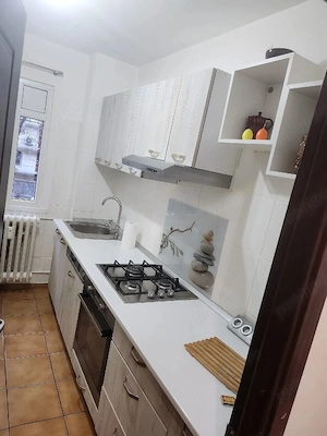 Apartament 3 camere. Zona Covasna, Brancoveanu.  Parcare. - imagine 5