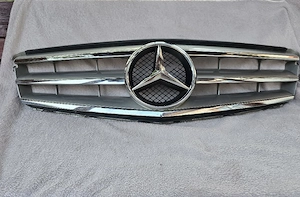 Dezmembrari Mercedes W204 W212 C Class E Class 