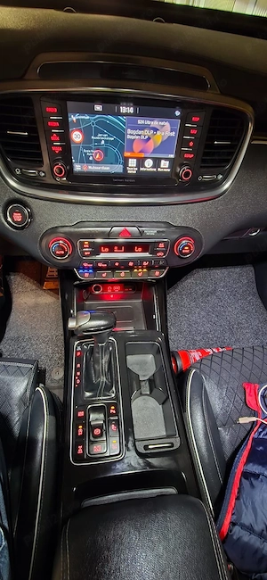 Vand kia sorento - imagine 8