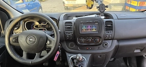 vând urgent Opel Vivaro b 2018 