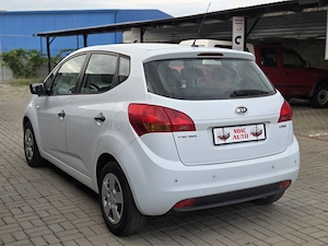 Kia Venga 1.4 Diesel Euro 5 - imagine 4