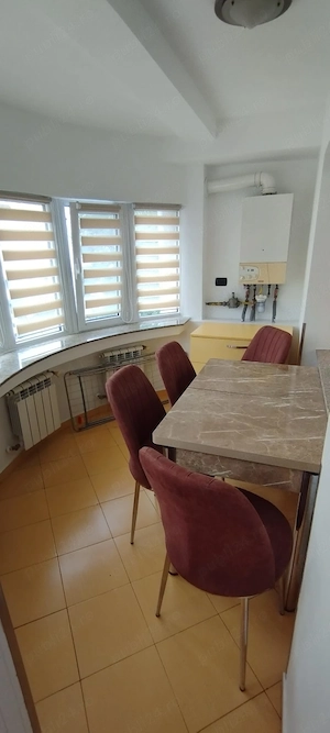 Închiriez apartament cu 2 camere - imagine 8