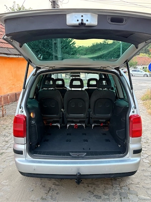 Seat Alhambra 1.9 Tdi an 2008 Euro 4 Monovolum 7 loc - imagine 9