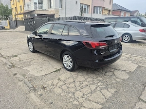Opel Astra K Automatic 1,6 Diesel Anul 2019 Euro 6 98000 km - imagine 4