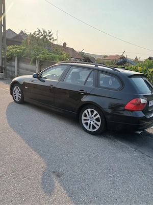 Vand BMW e91 320D an 2008 - imagine 3