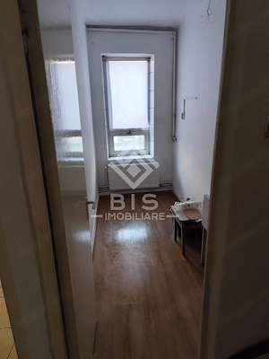 Spațiu comercial de închiriat – 40 mp, parter, zona Han - imagine 8