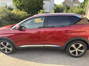 Vând auto Peugeot 3008 1.6 HDI Allure ( 12 2016) cutie manuală 6 trepte  - imagine 3