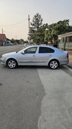 Vând Skoda Octavia 2 Facelift 2012 HighLine ! - imagine 3